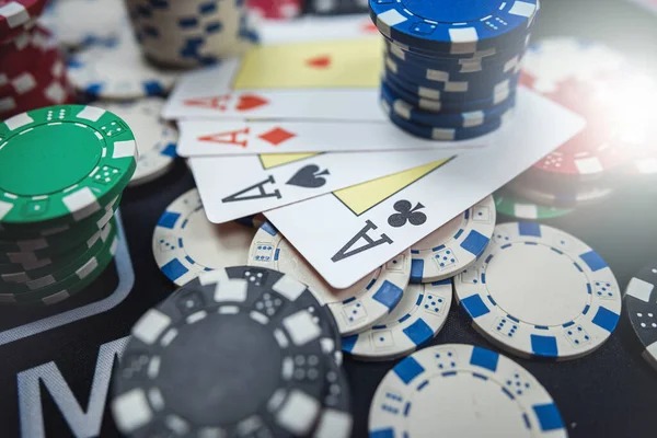 hurdle live-dealer blackjack table displayed on mobile phone screen